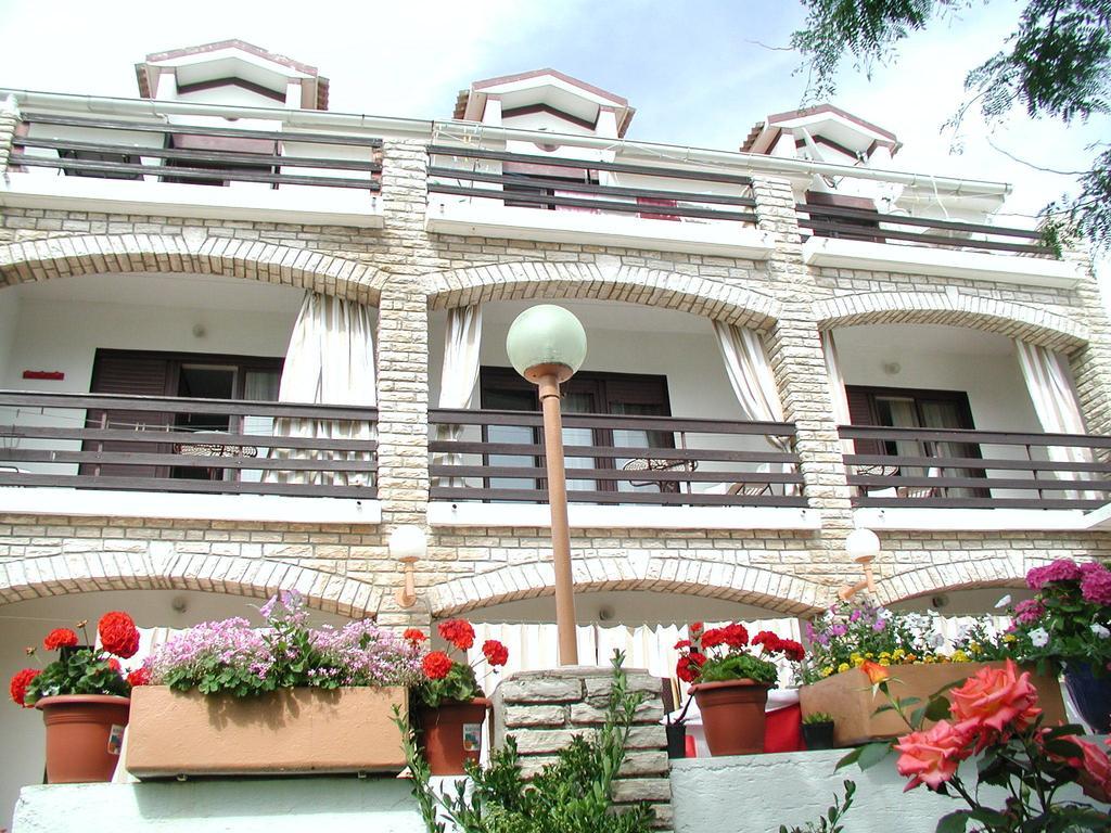 Hotel Tony Pag Town Exteriér fotografie